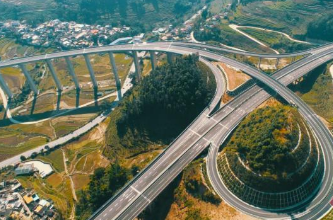 建水至個舊段高速公路正式通車，電動葫蘆破解吊運難題